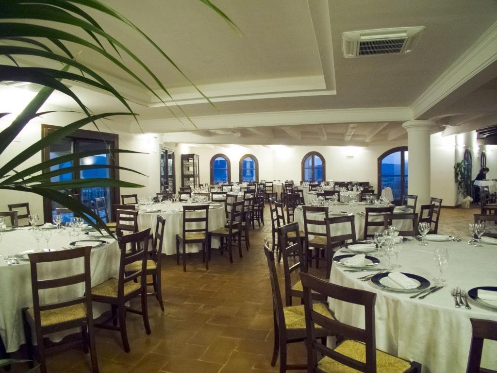 Tenuta Su Vrau 波萨达 外观 照片